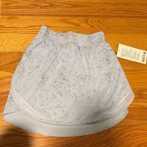 Lululemon Hutt’s hot hr skirt Light long